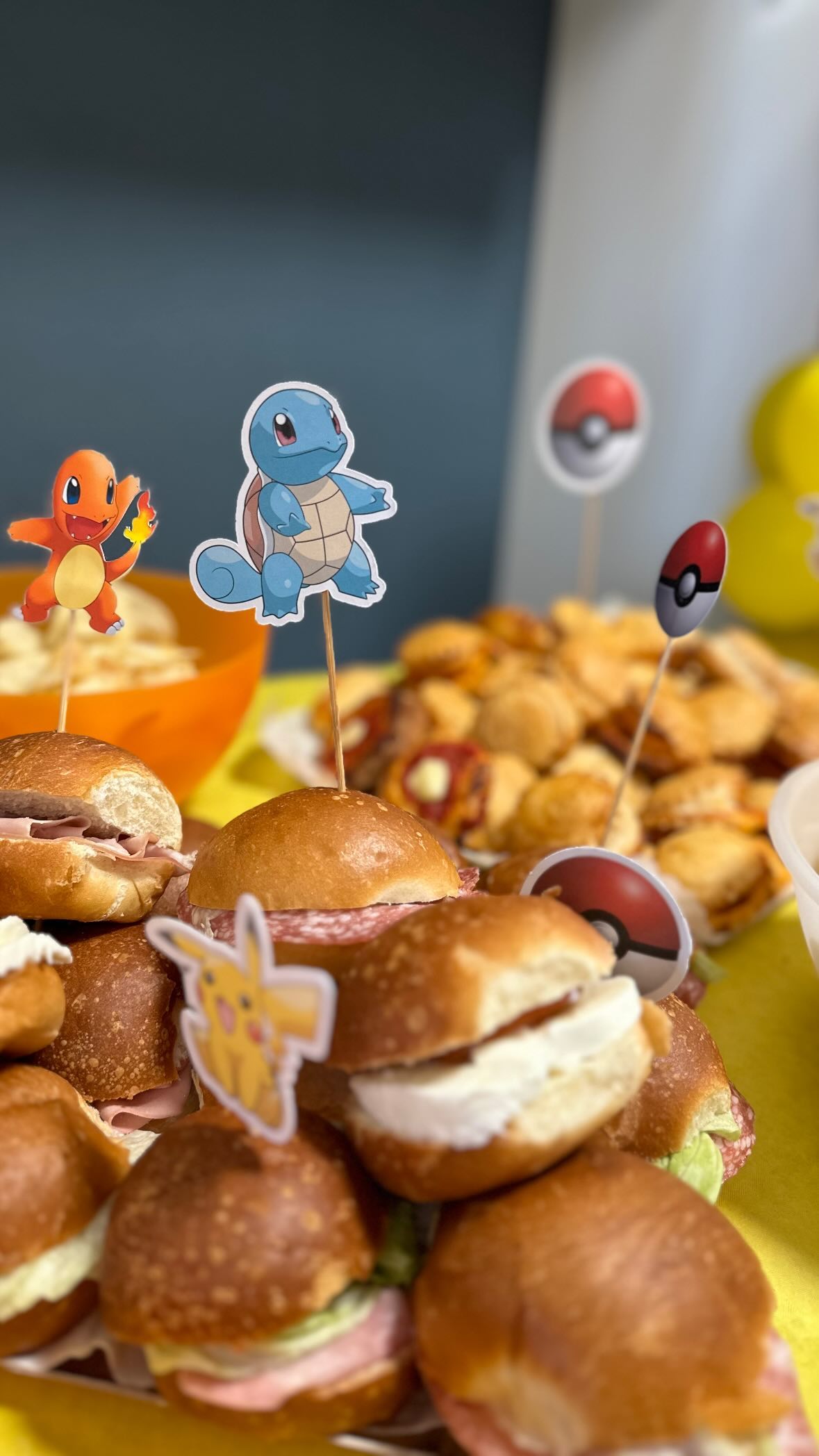 Spiedini a tema per buffet